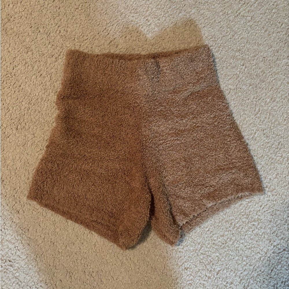 SKIMS High Waist Tan Women's Shorts
